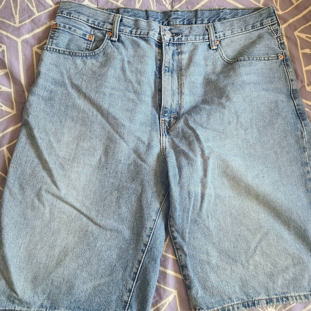 Levis mens denim shorts w40